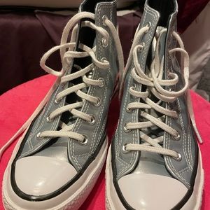Converse high top
